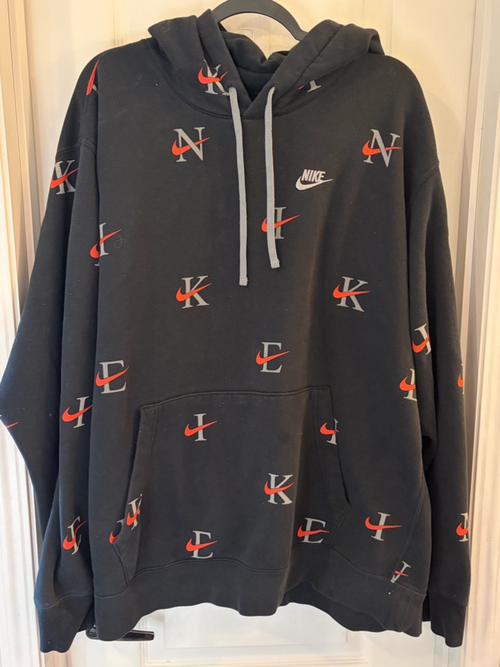 Nike Black Hoodie with Red Accent Swooshes - Men's Pullover